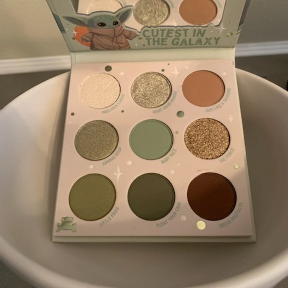 Star Wars The Mandalorian Colourpop Palette - Picture 2 of 3